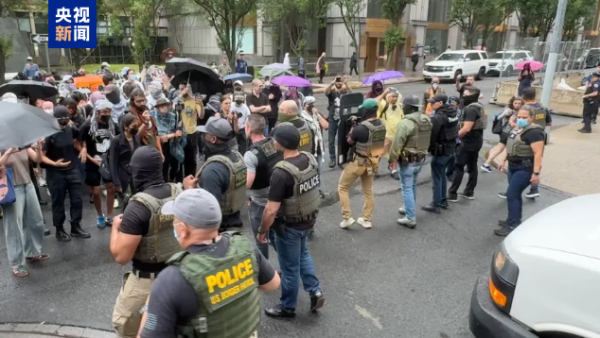 股票配资开户炒股 洛杉矶之后 纽约也乱了